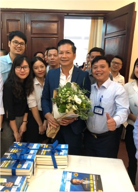 Lorem ipsum dolor sit amet, consecte elit adipisicing  adipisicing  adip